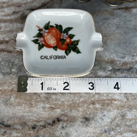 Vintage California Oranges gold trimmed Ashtrays Set of Four in metal holder - Picture 7 of 9